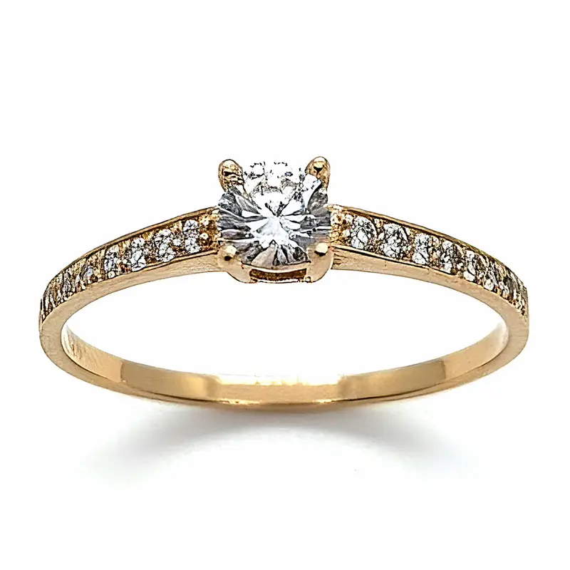Anillo de compromiso pavé fino con circón de 4 mm en oro amarillo 18 kilates - Joyería Carolina